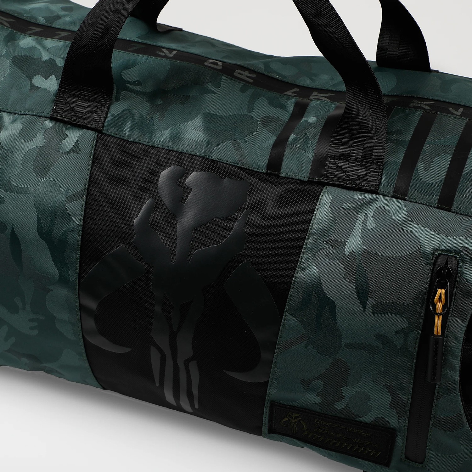 Star Wars Warriors of Mandalore Duffle Bag  View 4