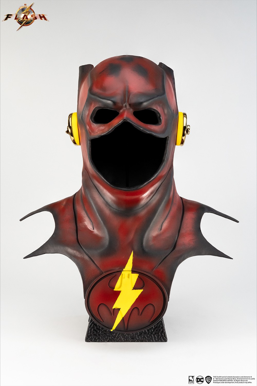 DC Comics Young Barry Cowl Prop Replica  (Prototype Shown) View 9