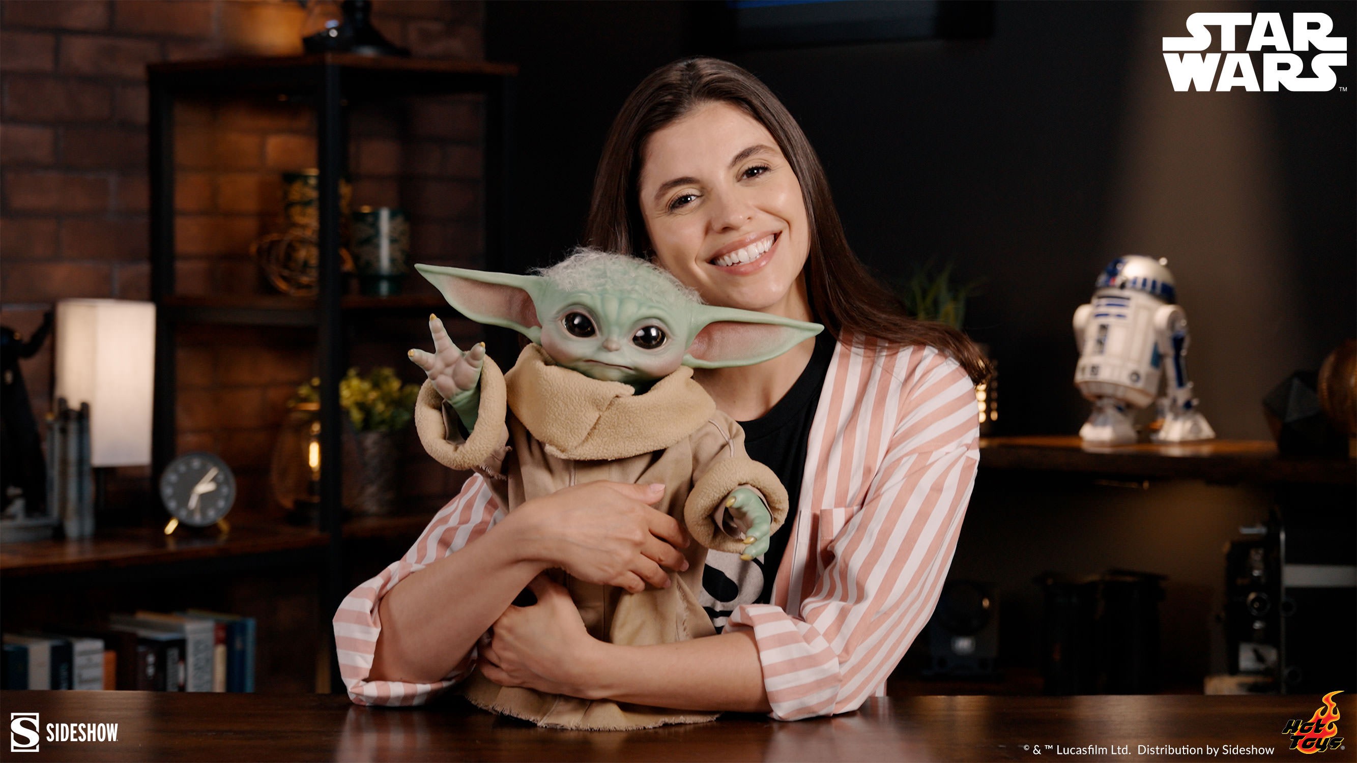 Grogu Life-Size Figure by Hot Toys | Sideshow Collectibles