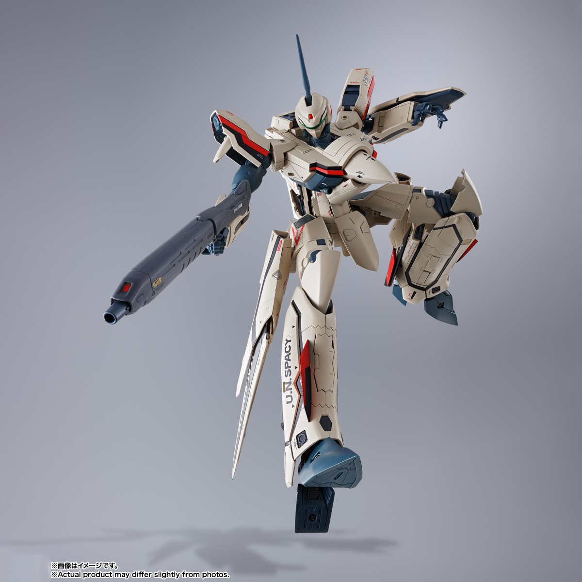 YF-19 Excalibur (Isamu Alva Dyson Use) Collectible Figure by