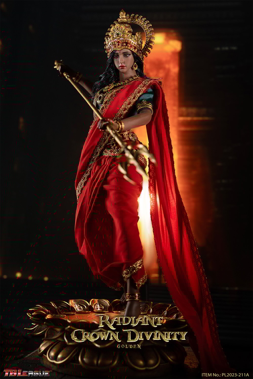 Radiant Crown Divinity (Silver) Sixth Scale Figure by