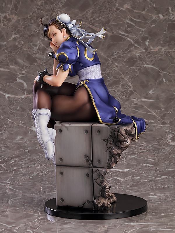 Street Fighter Chun-Li Sixth Scale Figure  (Prototype Shown) View 6