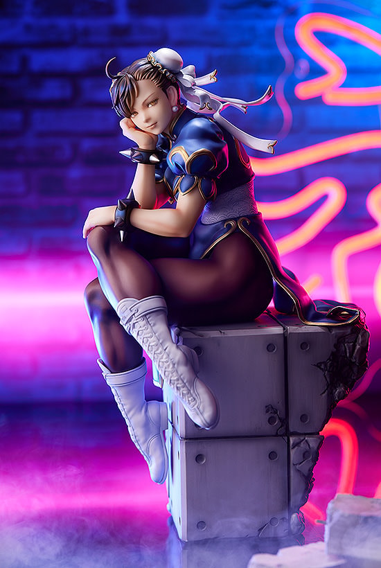Street Fighter Chun-Li Sixth Scale Figure  (Prototype Shown) View 12