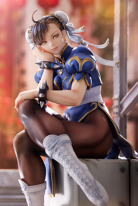Street Fighter Chun-Li Sixth Scale Figure  (Prototype Shown) View 15