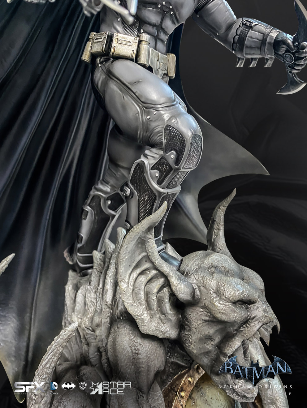 Batman Arkham Origins Collector Edition (Prototype Shown) View 10