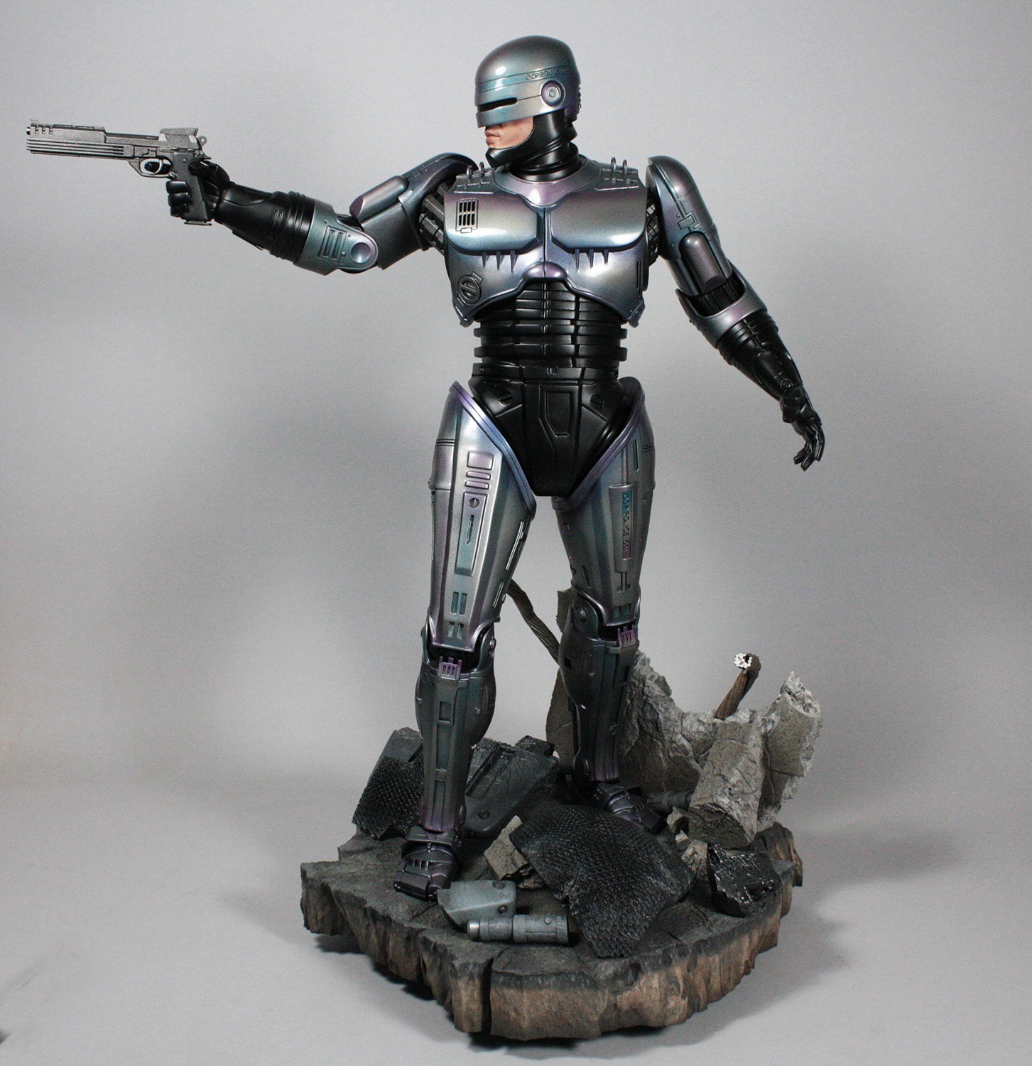 RoboCop Statue by Hollywood Collectibles Group | Sideshow