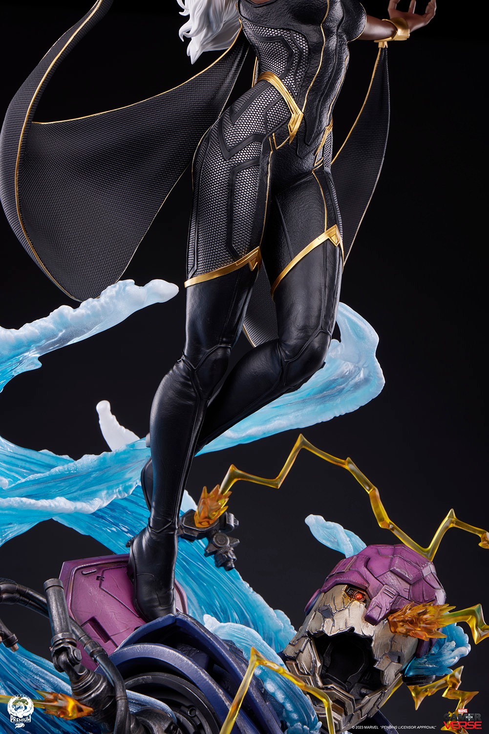 Storm 1:3 Scale Statue by PCS | Sideshow Collectibles