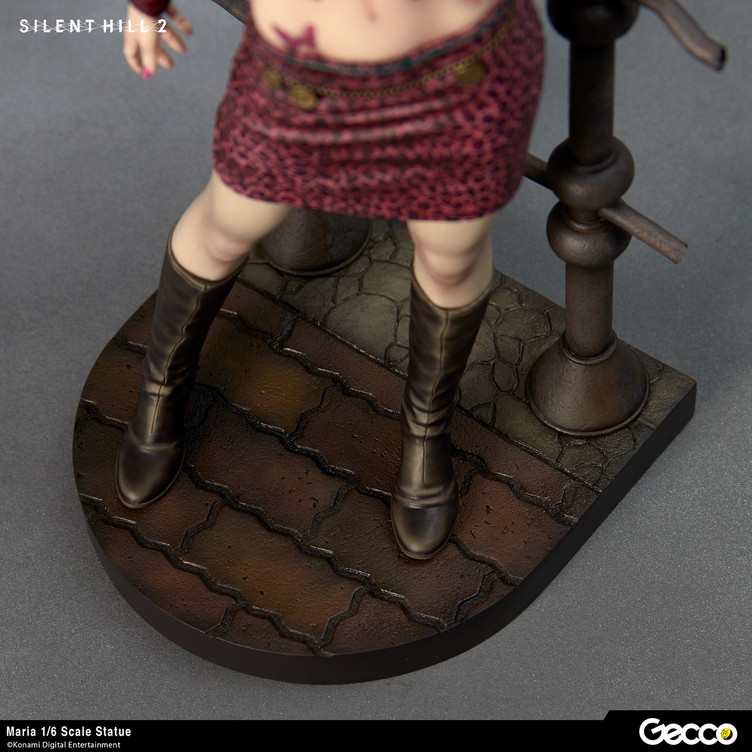 Silent Hill 2 Maria Statues  (Prototype Shown) View 26