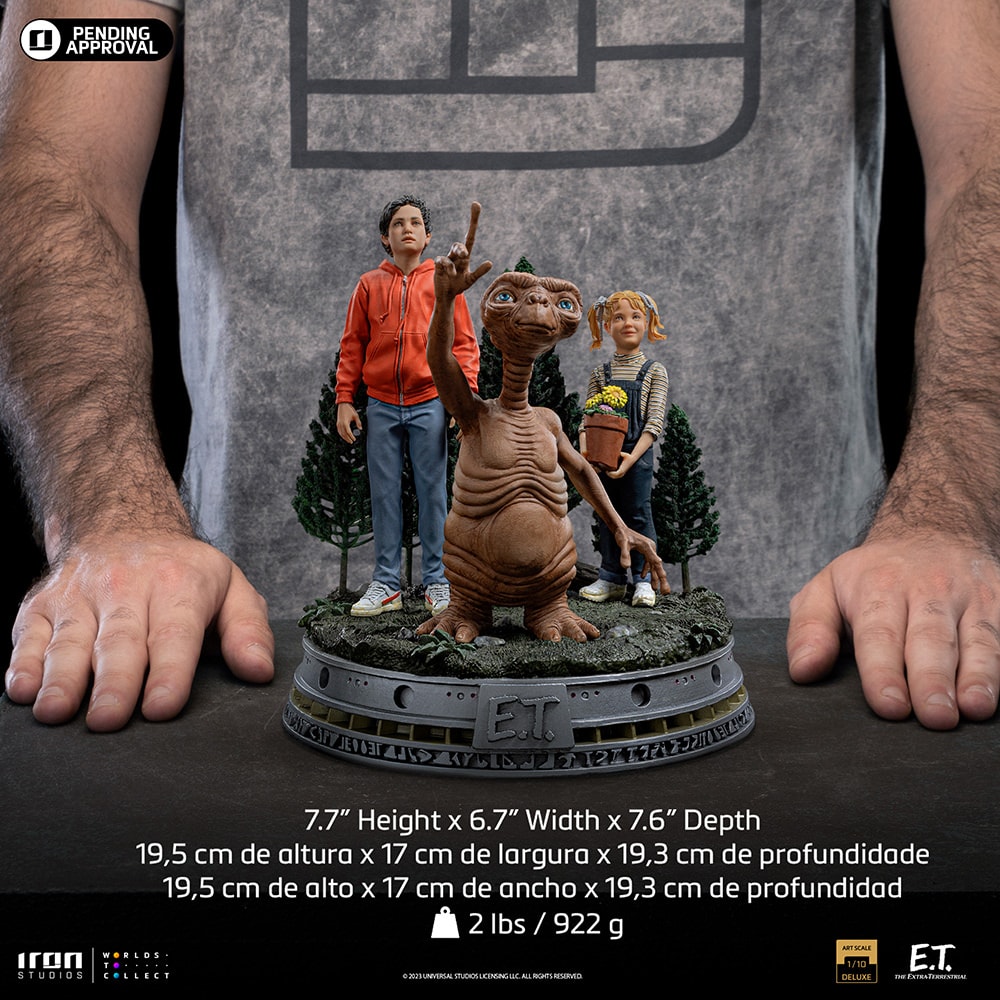 E.T., Elliot, and Gertie Deluxe 1:10 Scale Statue by Iron