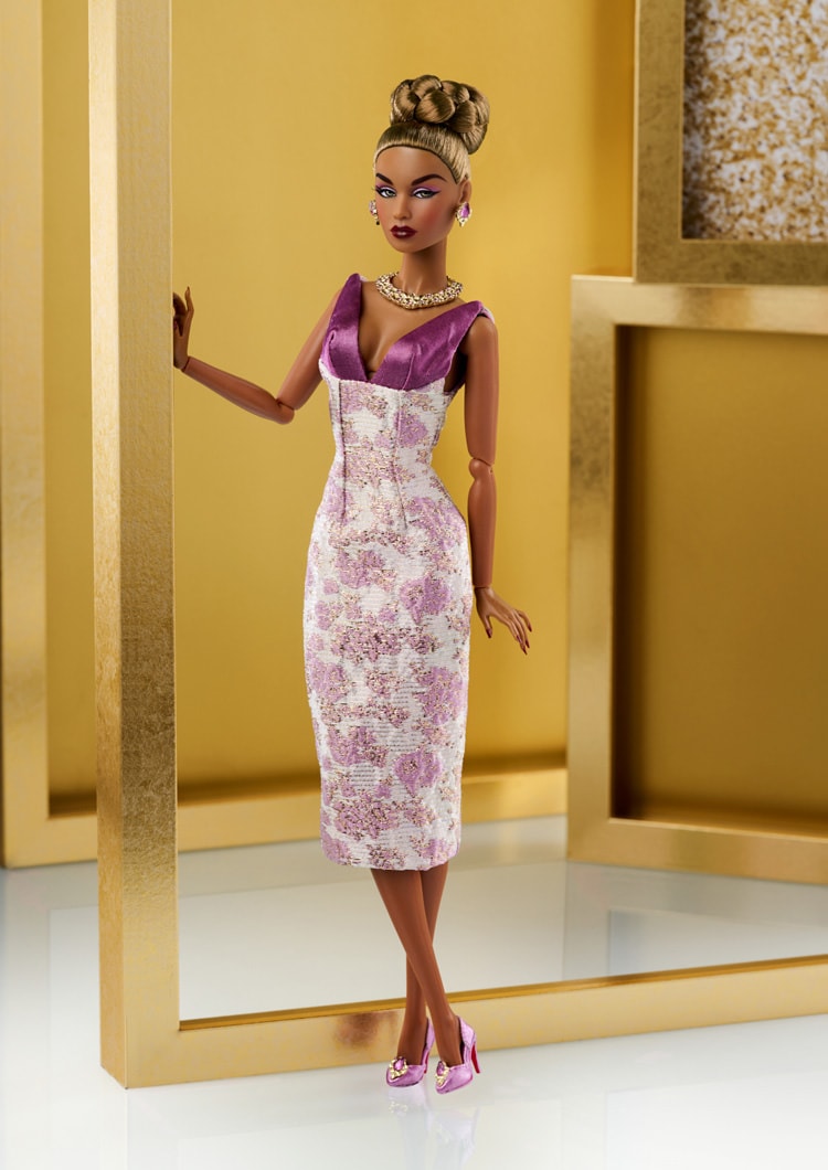 Enchanting in Amethyst – Lady Aurelia Grey Dressed Doll by