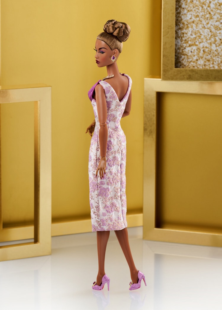 オリバーガル　The　Look　of　A　Lady OPERA ON THE 5th LADY AURELIA GREY E59th COLLECTION™ FASHION