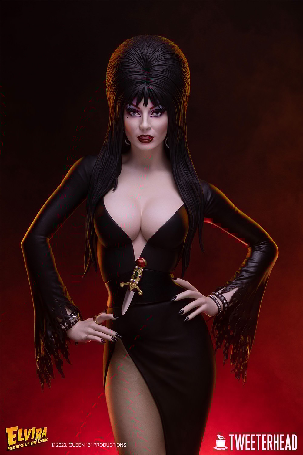 Elvira: Mistress of the Dark (Red Glitter Dress Variant) Quarter