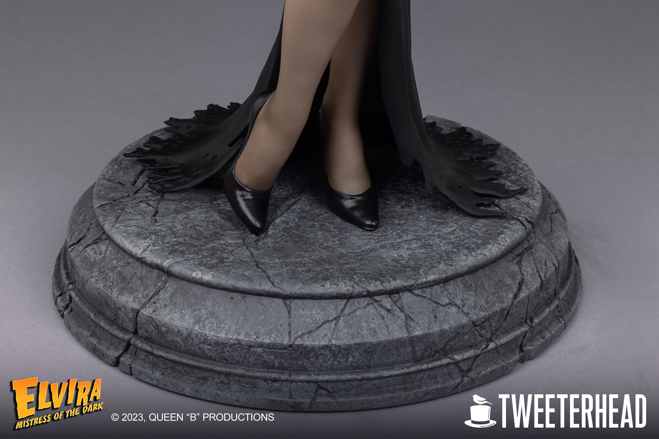 Elvira Elvira: Mistress of the Dark Quarter Scale Maquette  Collector Edition (Prototype Shown) View 16