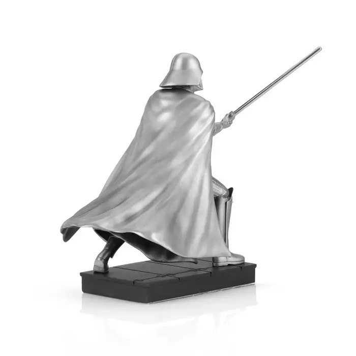 STAR WARS Darth Vader ロイヤルセランゴール Darth Vader Lightsaber Duel Pewter Collectible by Royal