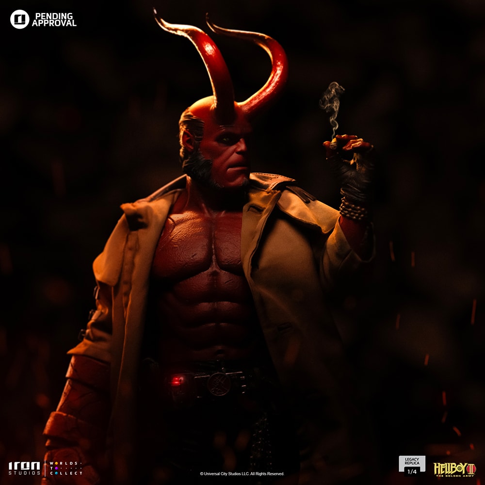Hellboy 1:4 Legacy Replica Series Statue by Iron Studios