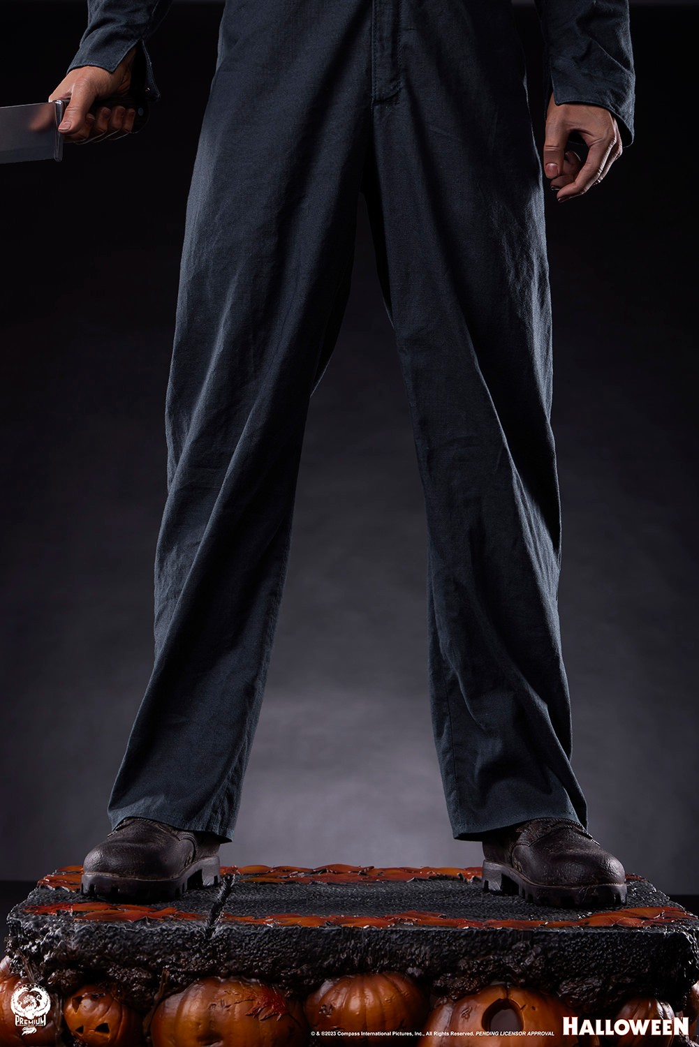 Halloween Michael Myers Statues  (Prototype Shown) View 19