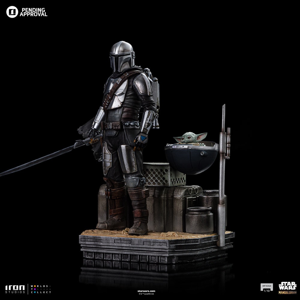 Star Wars Din Djarin and Din Grogu 1:10 Scale Statue  (Prototype Shown) View 7