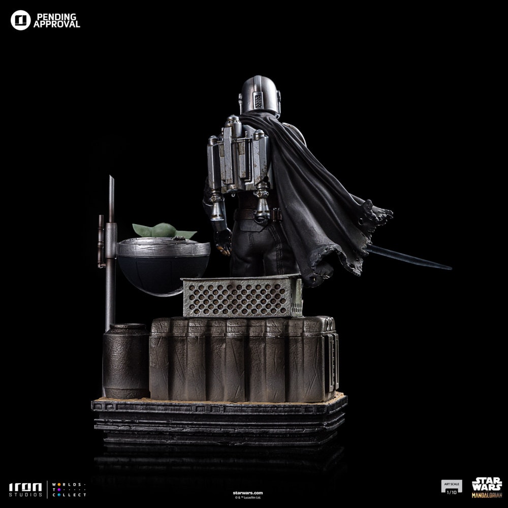 Star Wars Din Djarin and Din Grogu 1:10 Scale Statue  (Prototype Shown) View 11