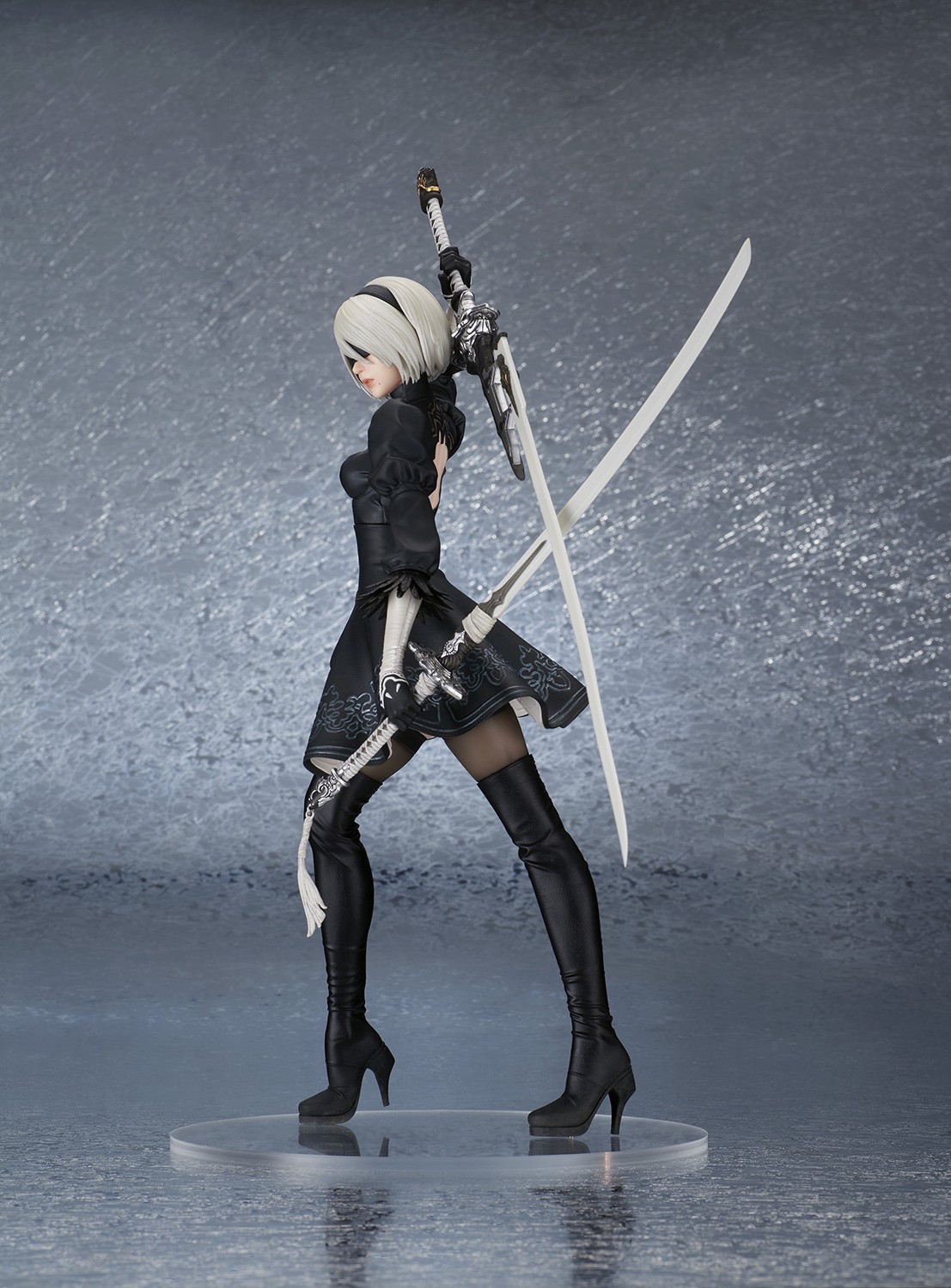 2B (YoRHa No. 2 Type B) Version 2.0 Collectible Figure by