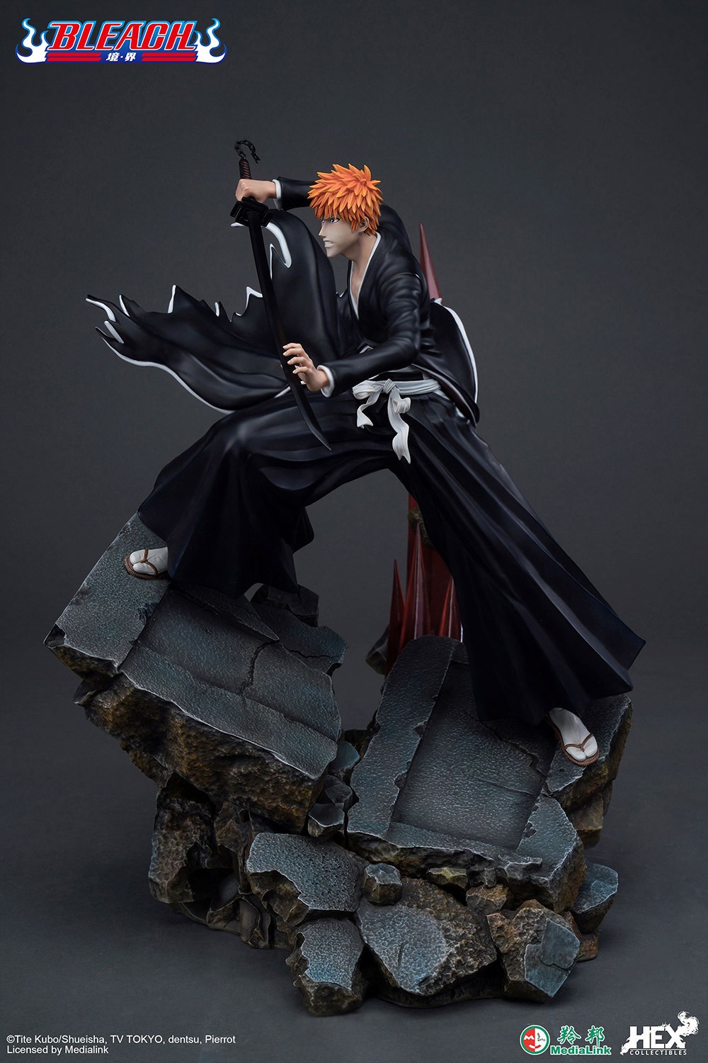 Ichigo Kurosaki vs Hollow Ichigo Statue by HEX Collectibles