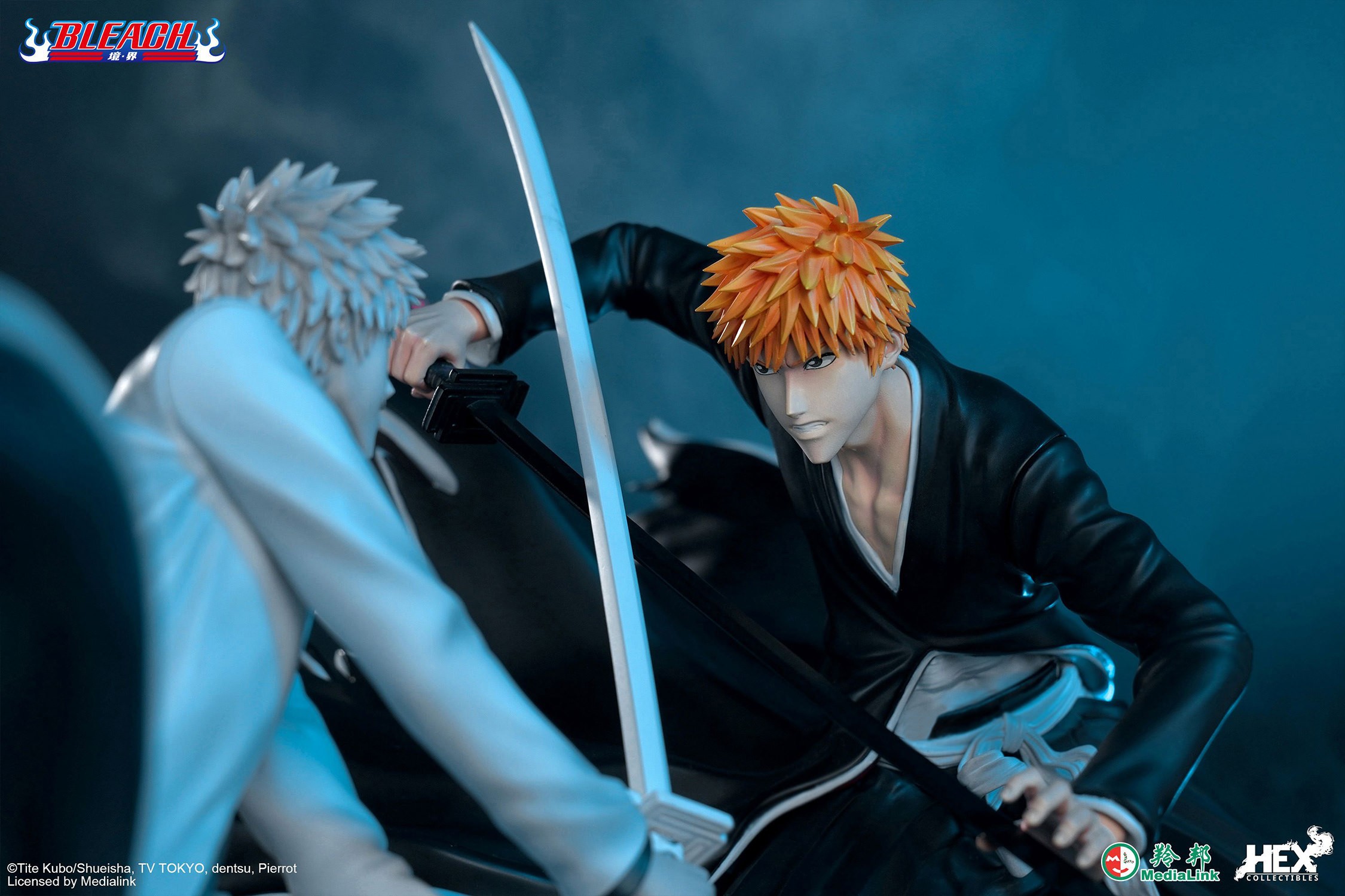Ichigo Kurosaki vs Hollow Ichigo Statue by HEX Collectibles