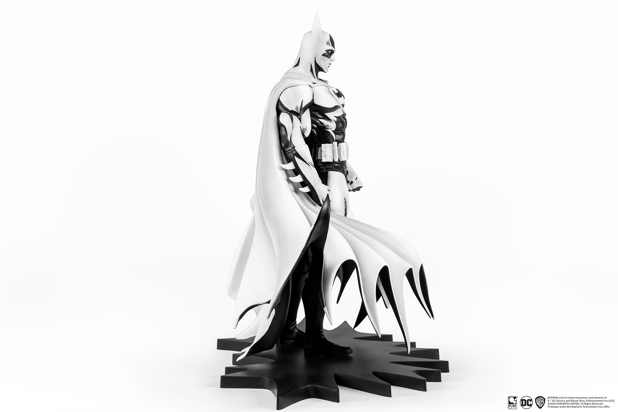 DC Comics Batman Black & White Version (PX Exclusive) Statues  (Prototype Shown) View 7
