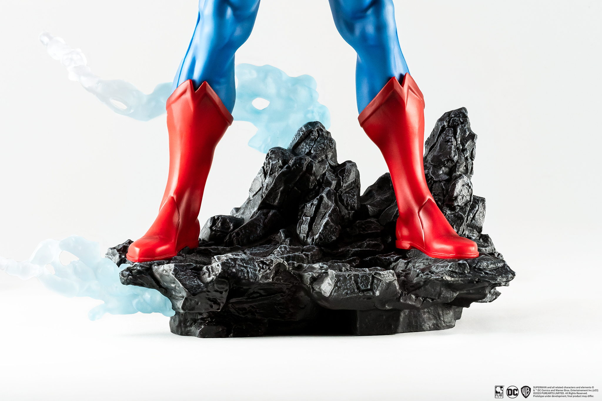 DC Comics Superman Classic Version (PX Exclusive) Statues  (Prototype Shown) View 9