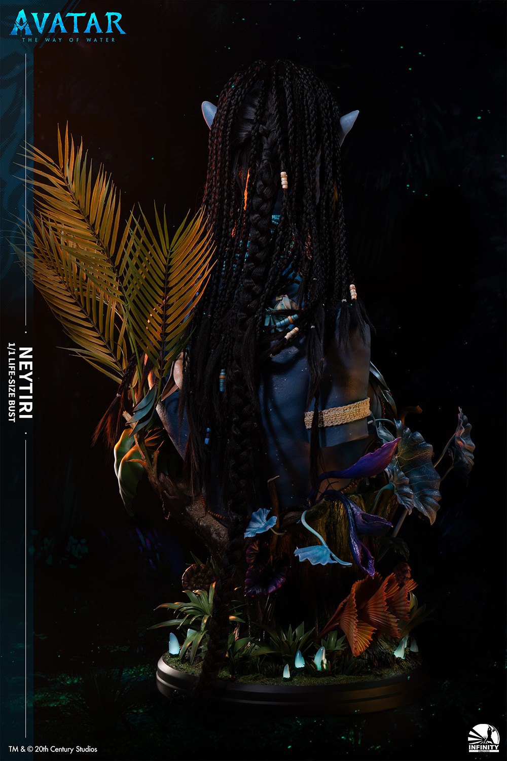 AVATAR Neytiri (Premium) Life-Size Bust  (Prototype Shown) View 8