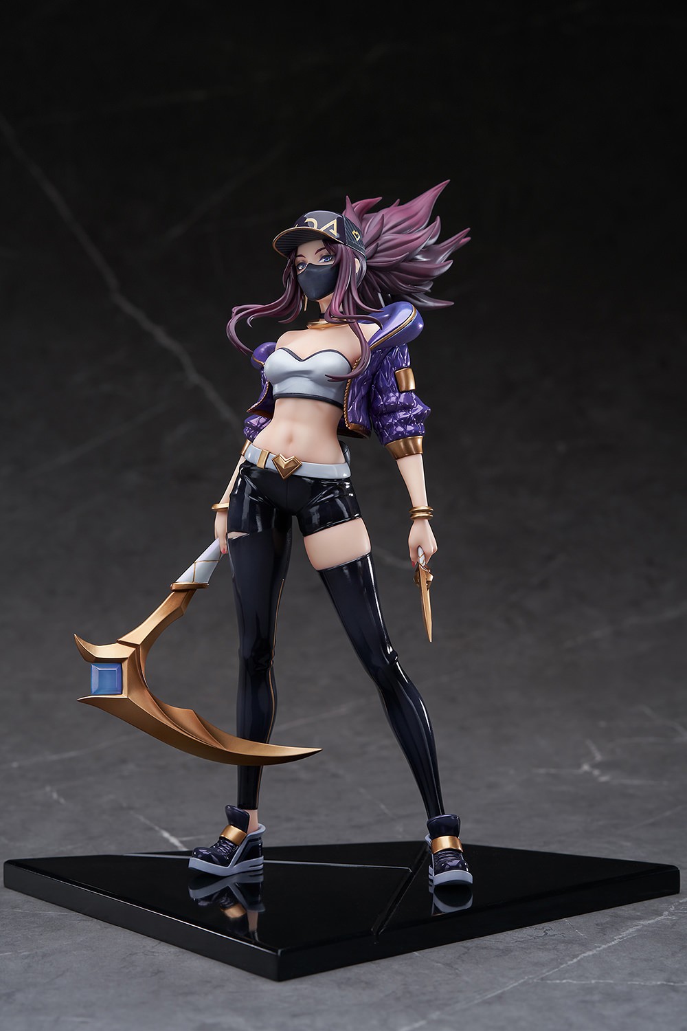 League of Legends Akali (K/DA Version) Collectible Figure  (Prototype Shown) View 6