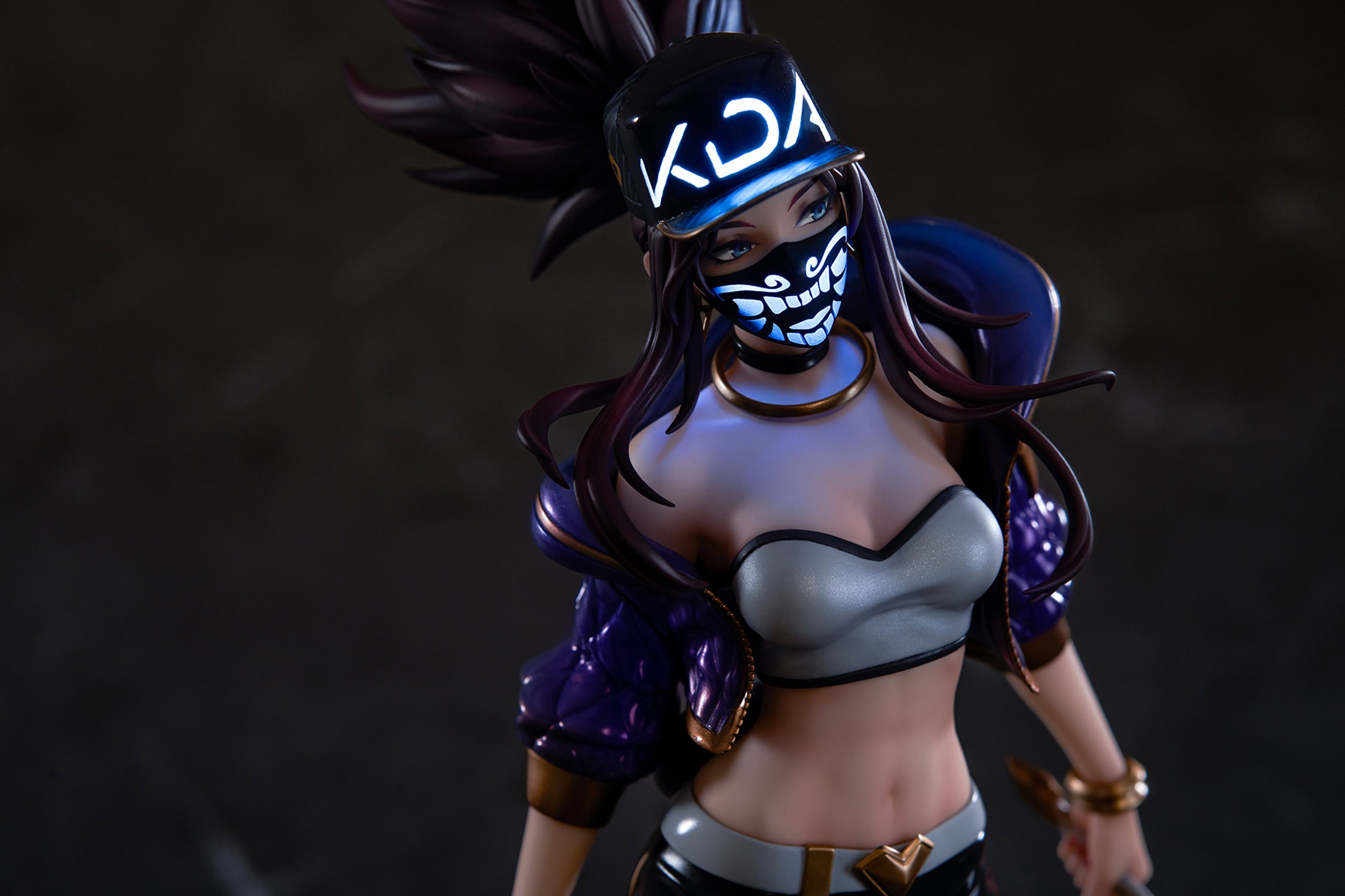 Akali (K/DA Version) Collectible Figure by APEX | Sideshow