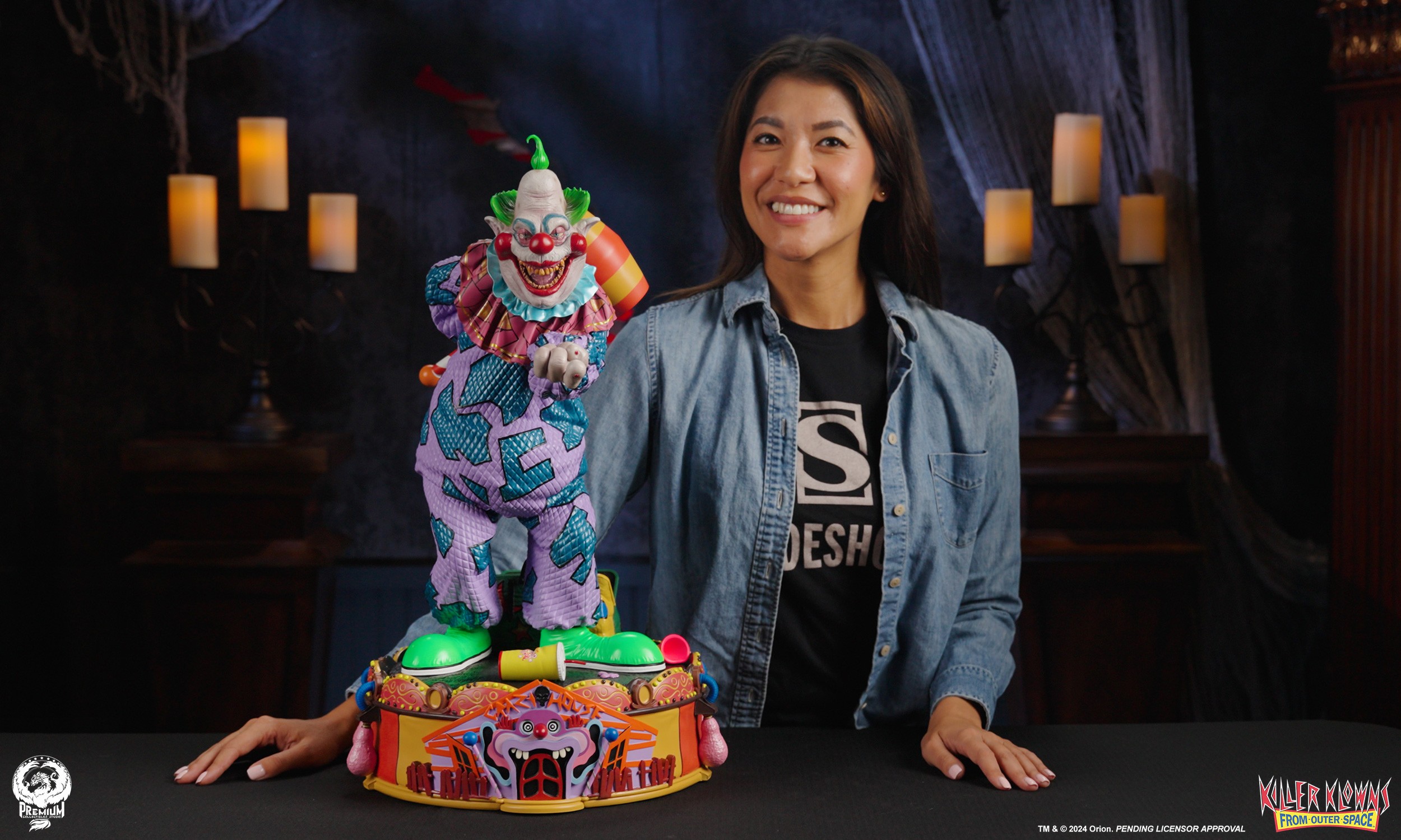 Killer Klowns from Outer Space Jumbo (Deluxe Edition) Quarter Scale Statue  (Prototype Shown) View 1