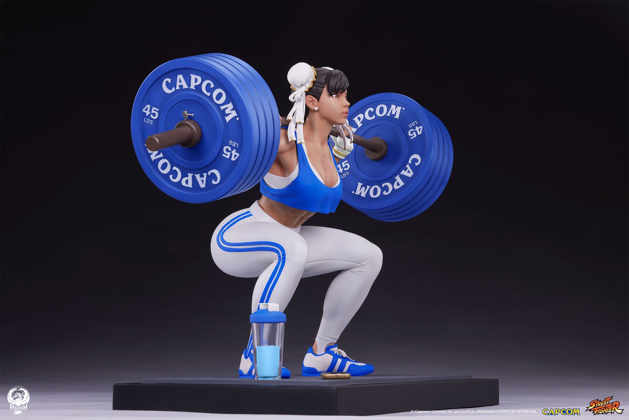 Street Fighter Chun-Li: Powerlifting Quarter Scale Statue  Collector Edition (Prototype Shown) View 12