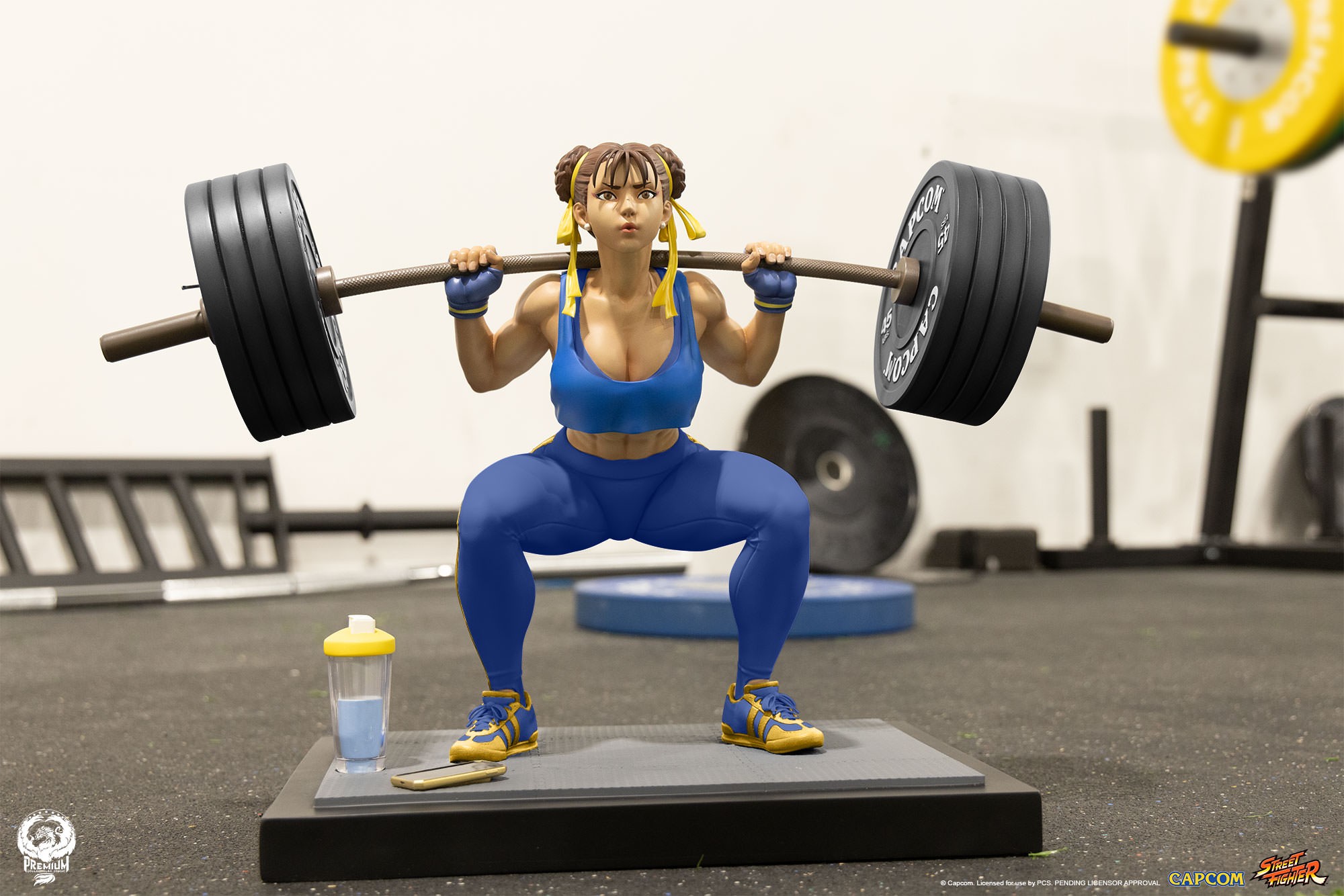 Street Fighter Chun-Li: Powerlifting (Alpha Edition) Quarter Scale Statue  (Prototype Shown) View 17