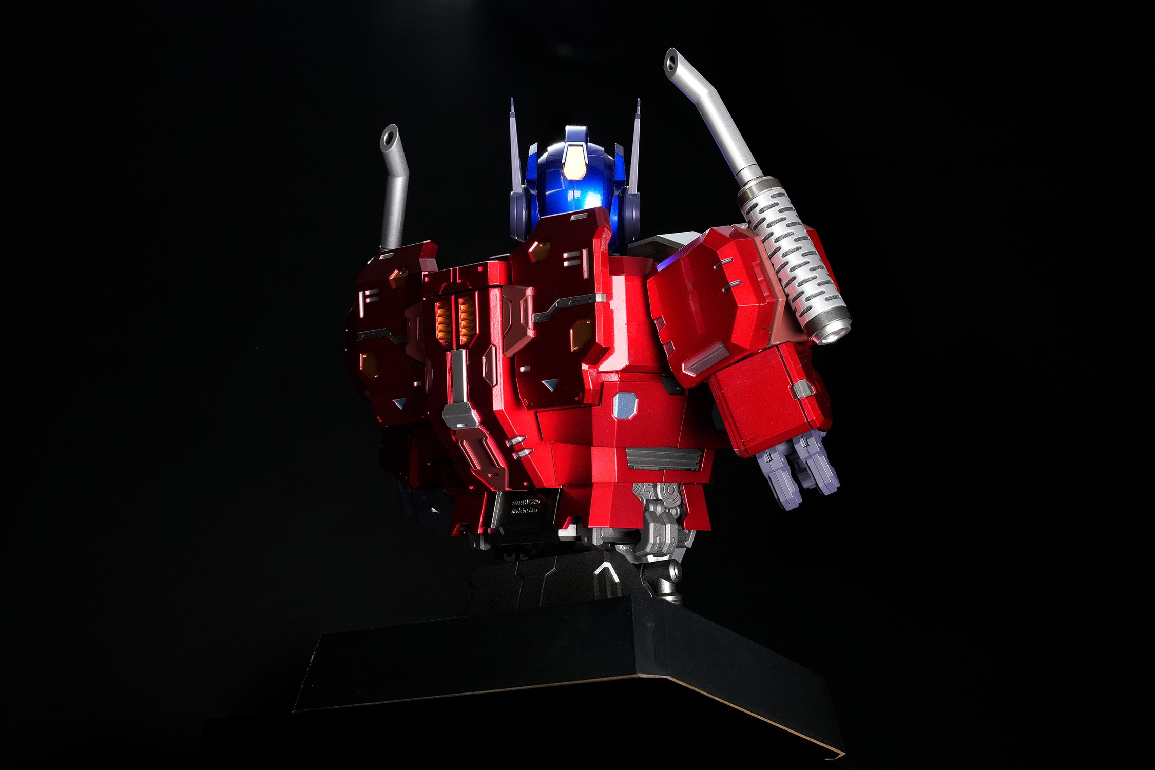 Optimus Prime Mechanic (Prototype Shown) View 14