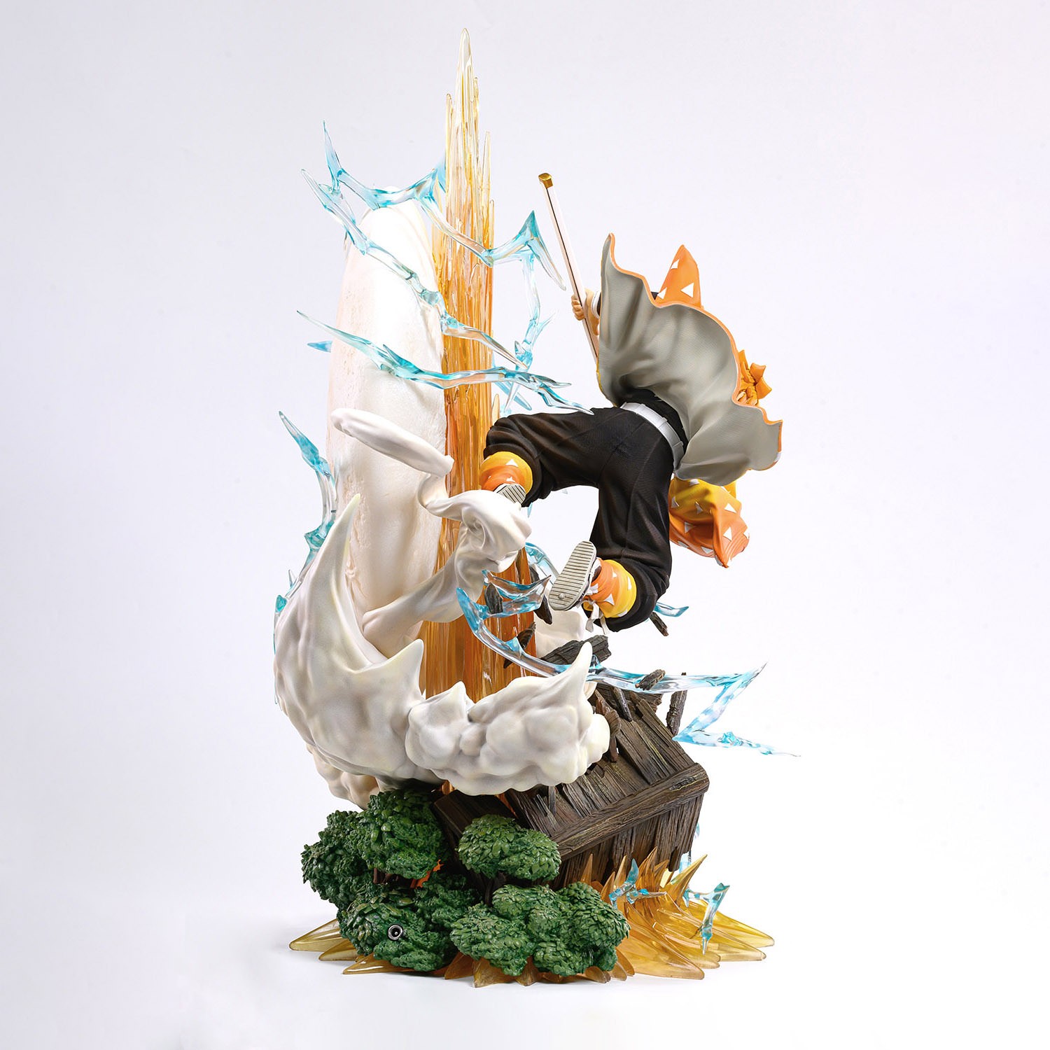 Demon Slayer Zenitsu Agatsuma: Thunder Breathing First Form Thunderclap and Flash Statues  (Prototype Shown) View 4