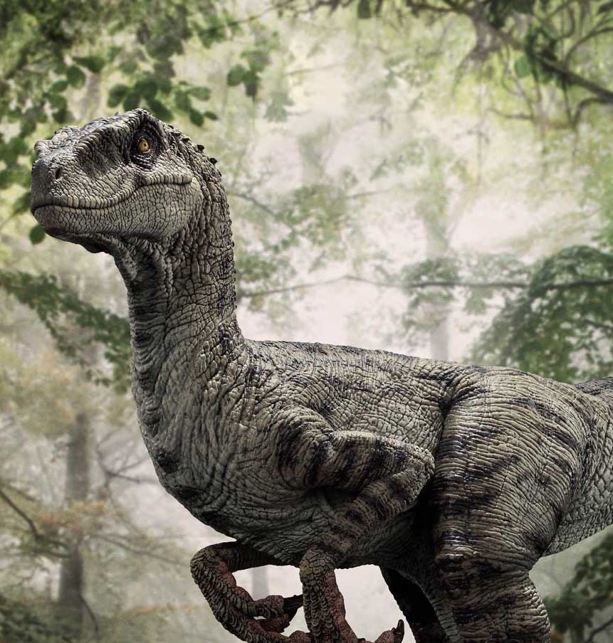 Jurassic Park Velociraptor Female Statues  Collector Edition (Prototype Shown) View 1