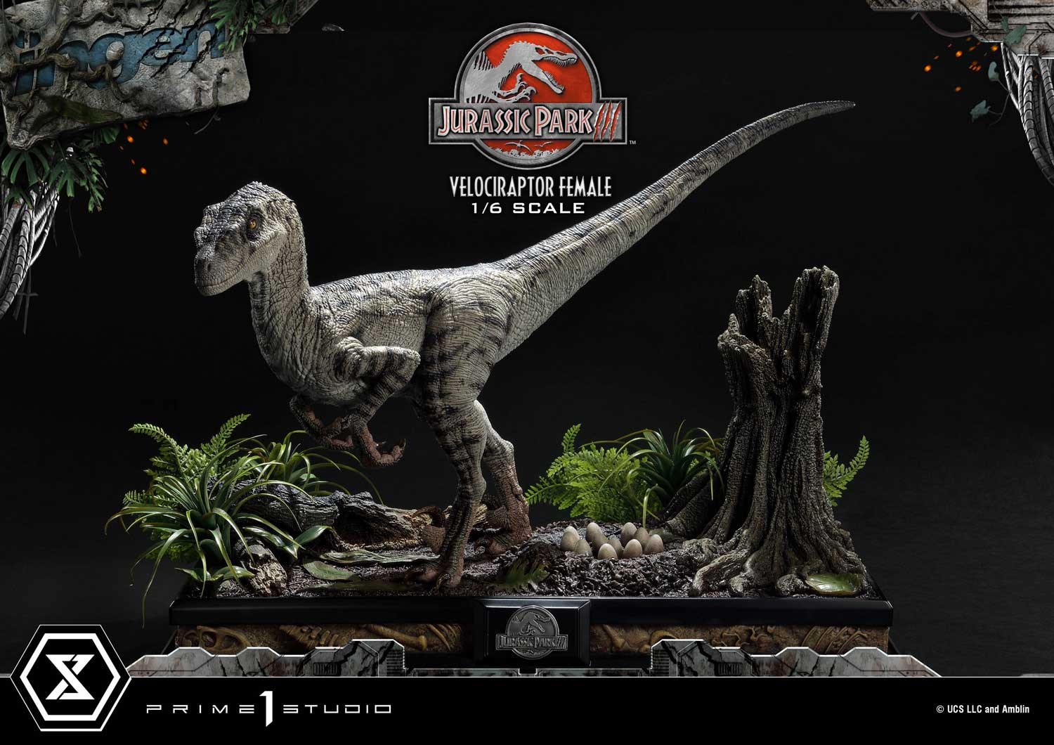 Jurassic Park Velociraptor Female Statues  Collector Edition (Prototype Shown) View 10