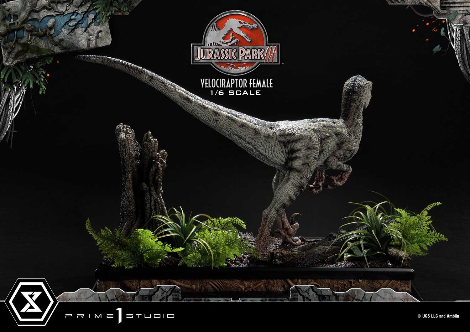 Jurassic Park Velociraptor Female Statues  Collector Edition (Prototype Shown) View 13
