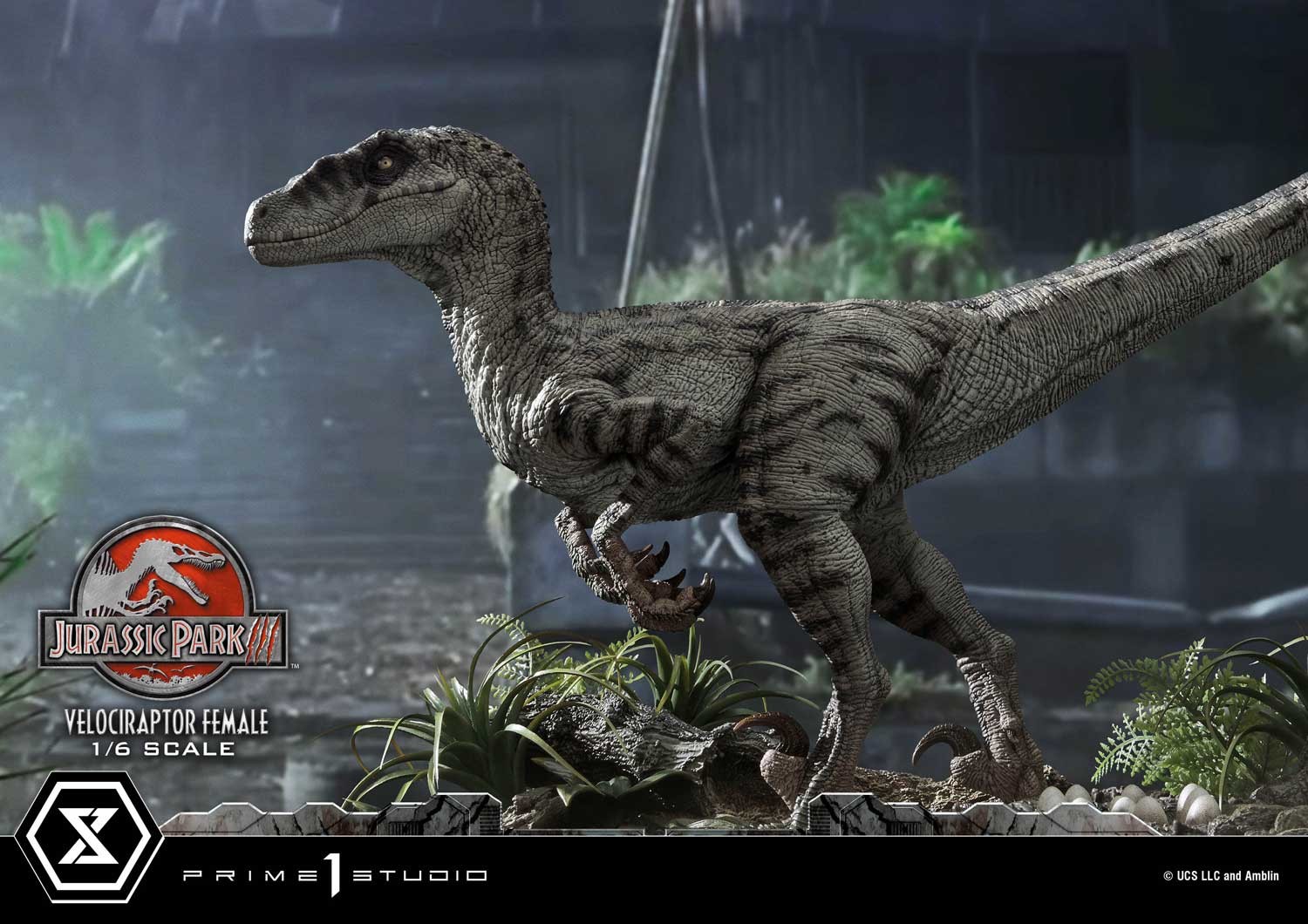 Jurassic Park Velociraptor Female Statues  Collector Edition (Prototype Shown) View 5