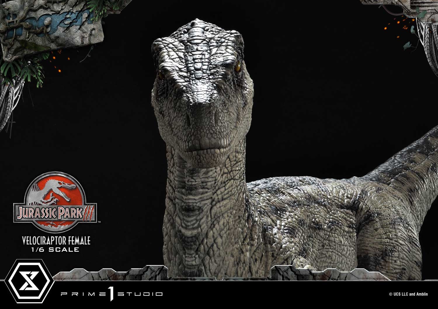 Jurassic Park Velociraptor Female Statues  Collector Edition (Prototype Shown) View 26