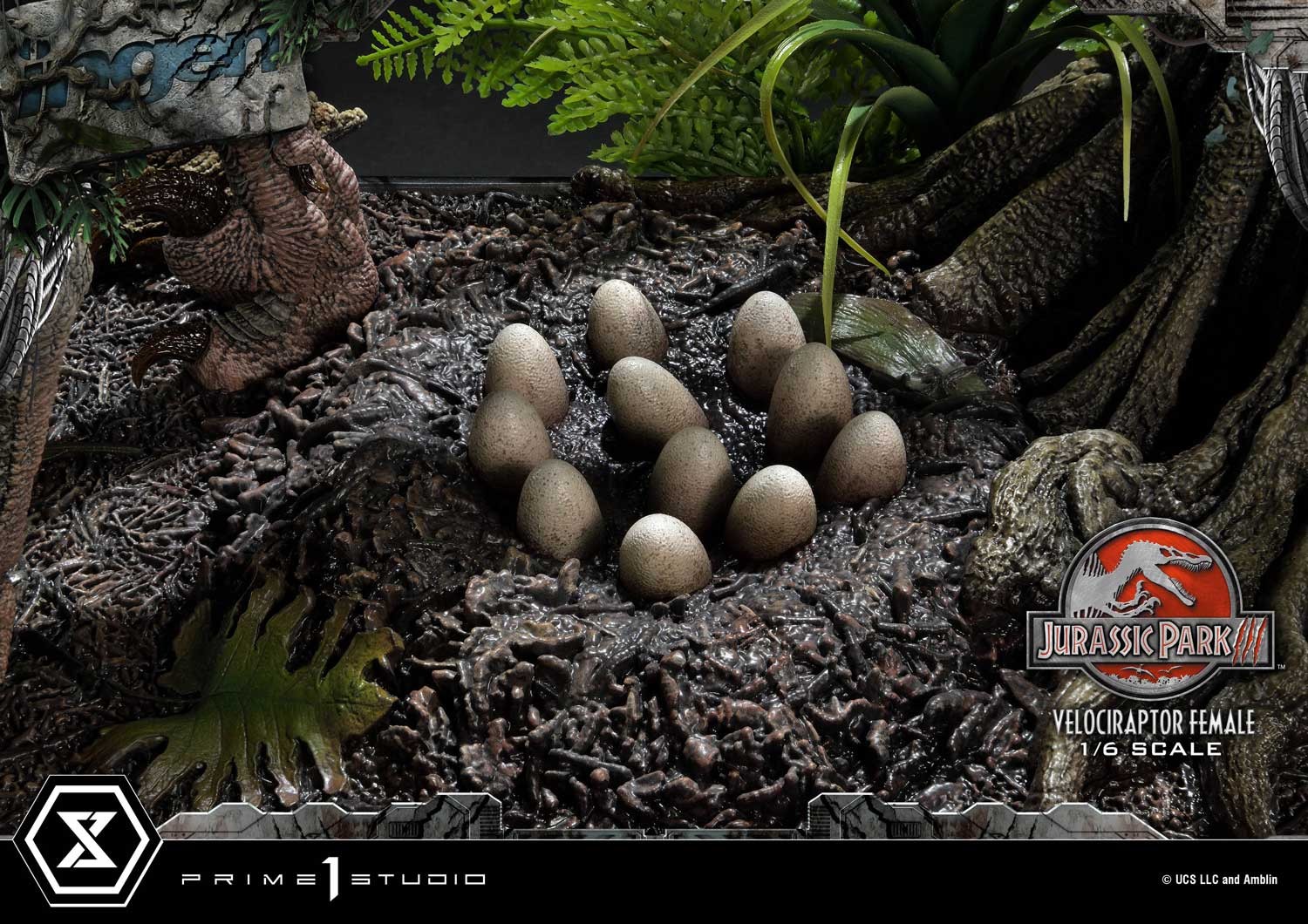 Jurassic Park Velociraptor Female Statues  Collector Edition (Prototype Shown) View 29