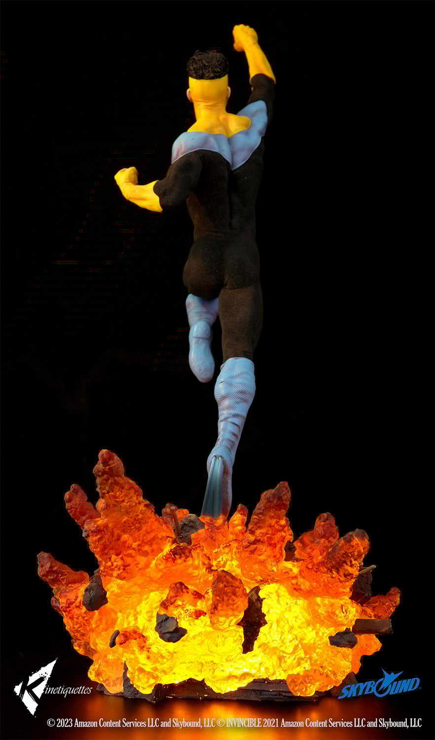 mark-grayson-batalha-omni-man-estatua Mark Grayson estátua versão batalha contra Omni-Man
