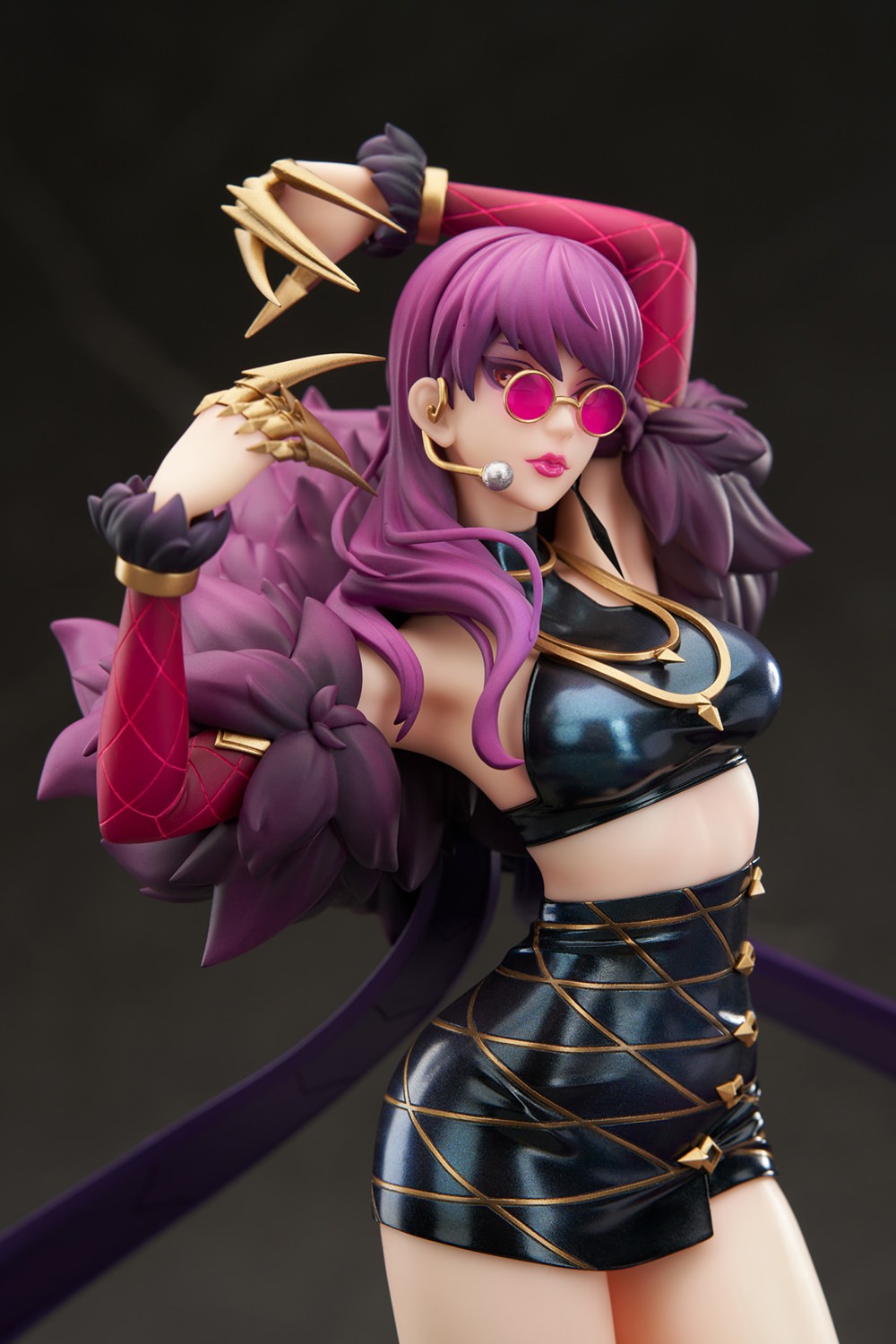 League of Legends Evelynn (K/DA Version) Collectible Figure  (Prototype Shown) View 14