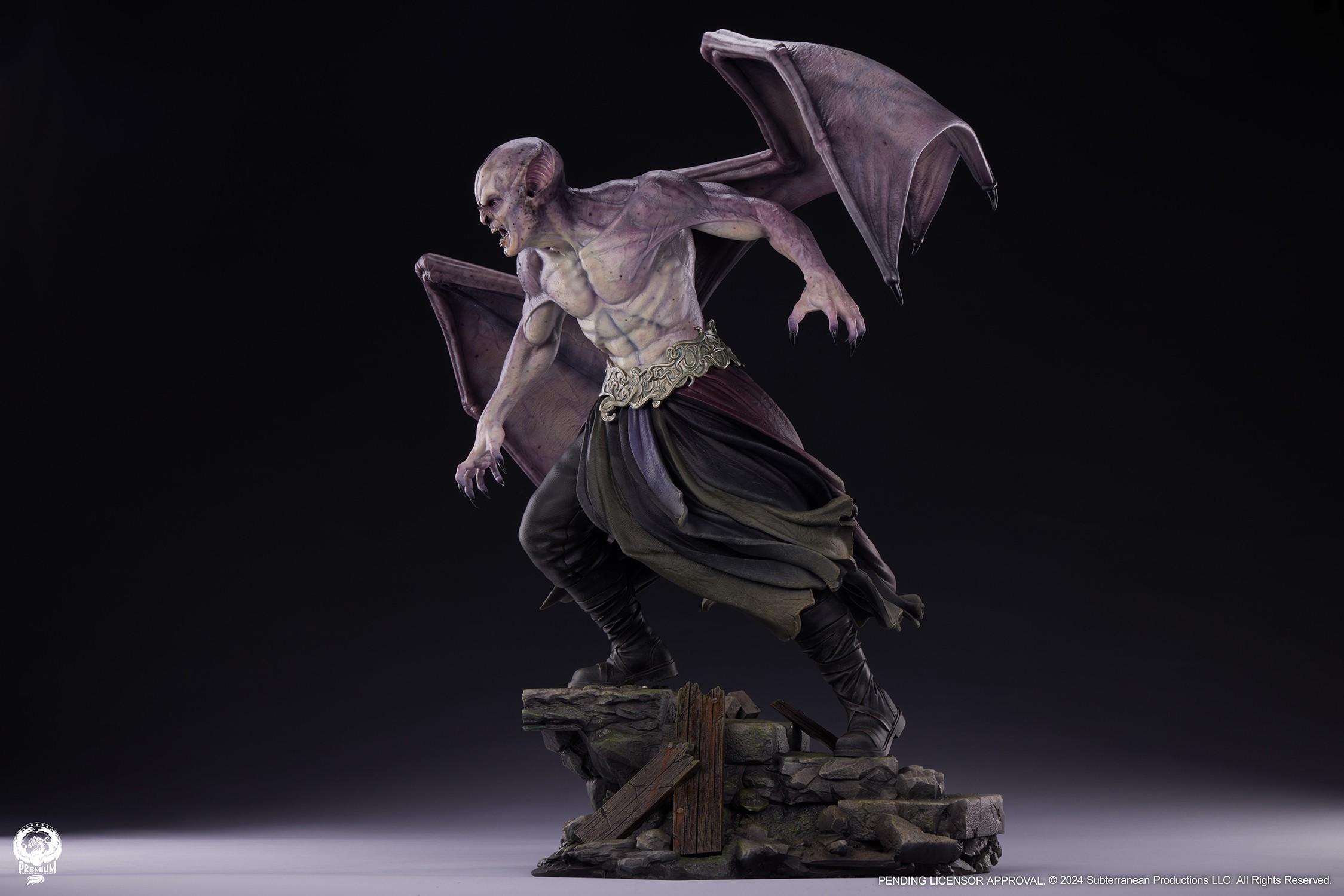 Underworld 2: Evolution Marcus 1:3 Scale Statue  (Prototype Shown) View 7