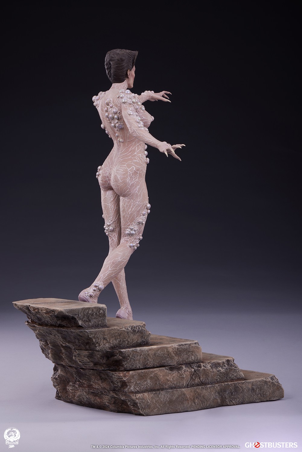 Ghostbusters Gozer Quarter Scale Statue  Collector Edition (Prototype Shown) View 9