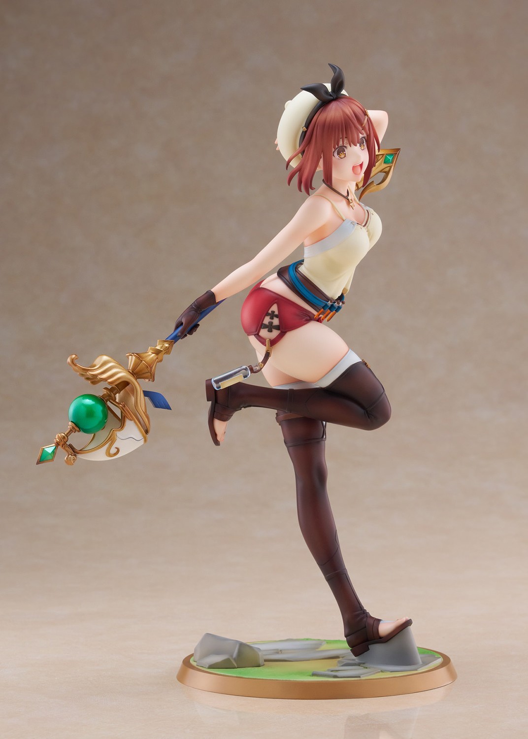 Atelier Reisalin "Ryza" Stout (Summer Adventure! Version) Collectible Figure  (Prototype Shown) View 10