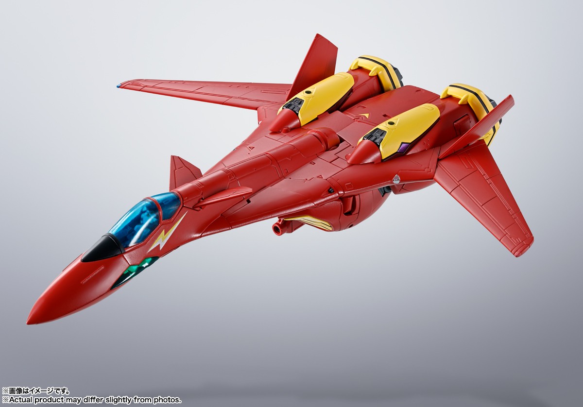Macross VF-19 Custom Fire Valkyrie Collectible Figure  (Prototype Shown) View 17