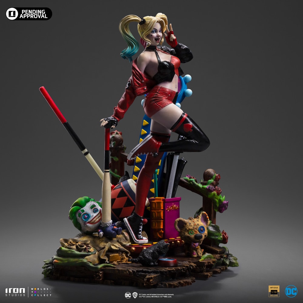 DC Comics Harley Quinn (Gotham City Sirens) Deluxe 1:10 Scale Statue  (Prototype Shown) View 6