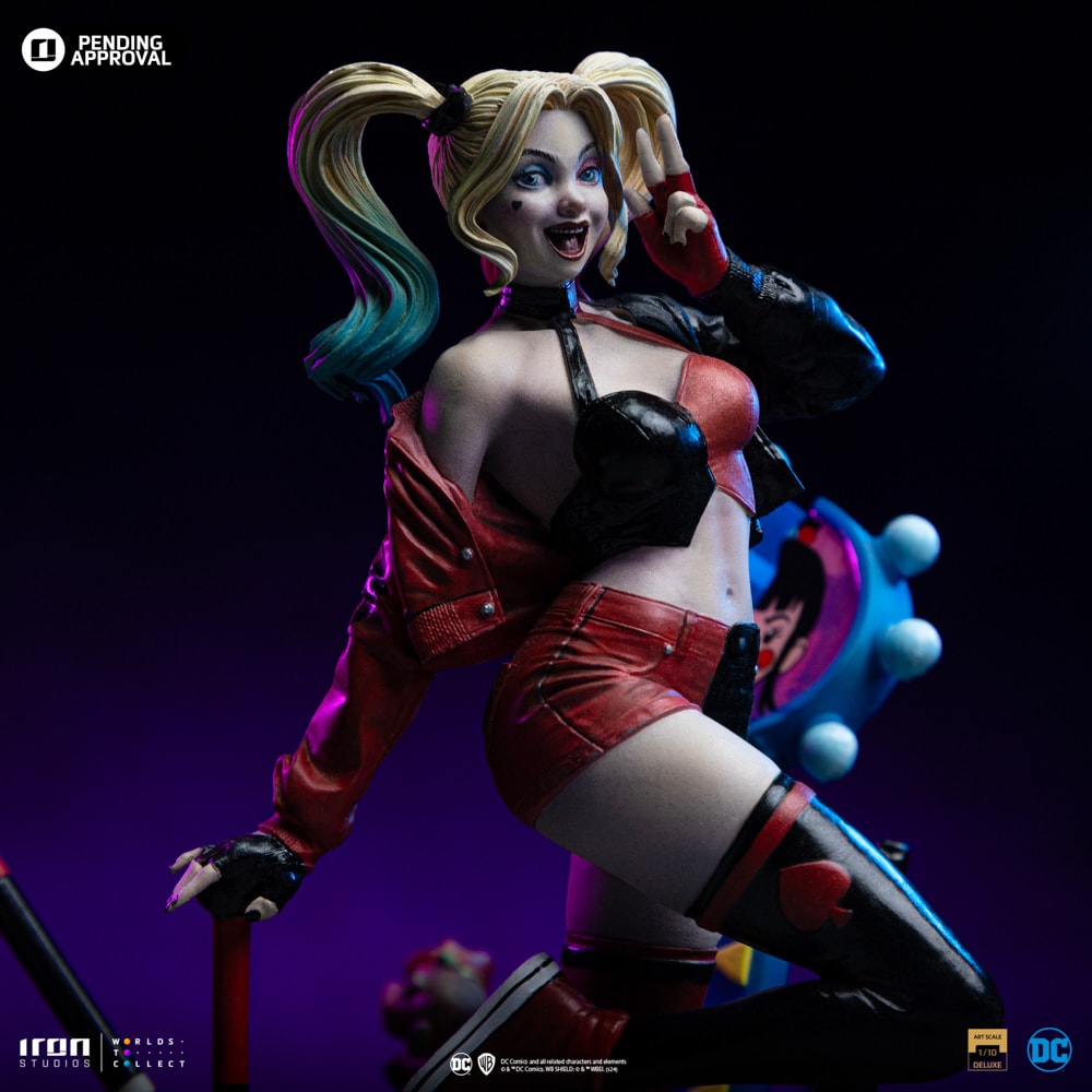 DC Comics Harley Quinn (Gotham City Sirens) Deluxe 1:10 Scale Statue  (Prototype Shown) View 13