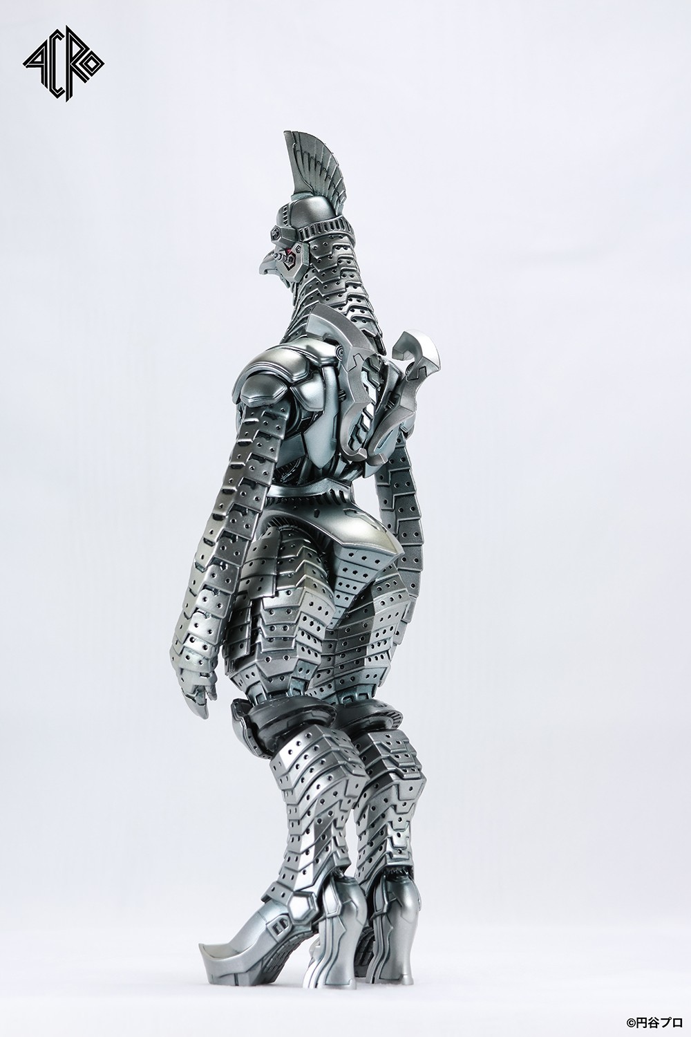 Ultraman Windom Vinyl Collectible  (Prototype Shown) View 7